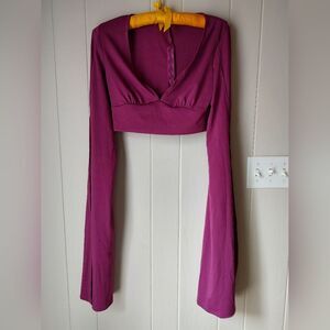 Women's Purple cropped Top with long slit sleeves. Size Medium